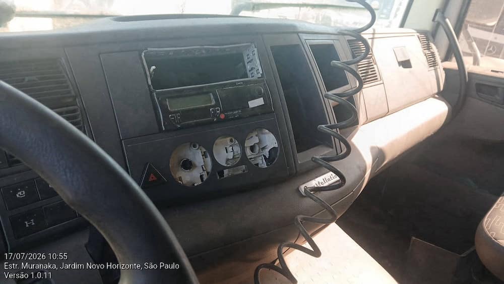 VOLKSWAGEN 25.420 CTC 6X2