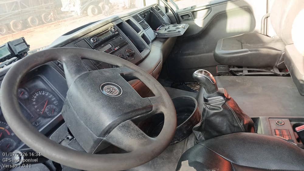 VOLKSWAGEN 25.420 CTC 6X2