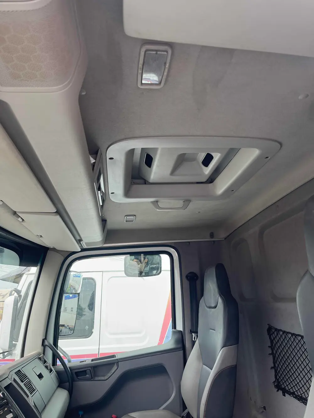 Volkswagen 33.460 Constellation 6x4 2p (diesel)(E5)