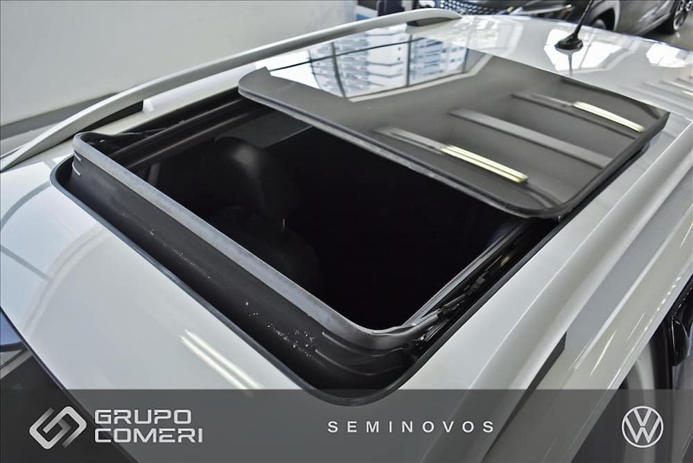 2024 VOLKSWAGEN T-CROSS 1.4 250 TSI TOTAL FLEX HIGHLINE AUTOMÁTICO