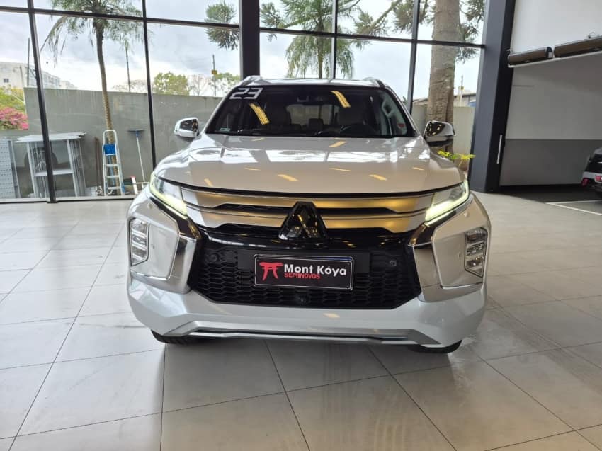 Mitsubishi PAJERO SPORT 2.4 16V MIVEC TURBO DIESEL HPE-S AWD AUTOMÁTICO 2022/2023