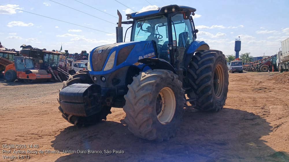 NEW HOLLAND T7 240
