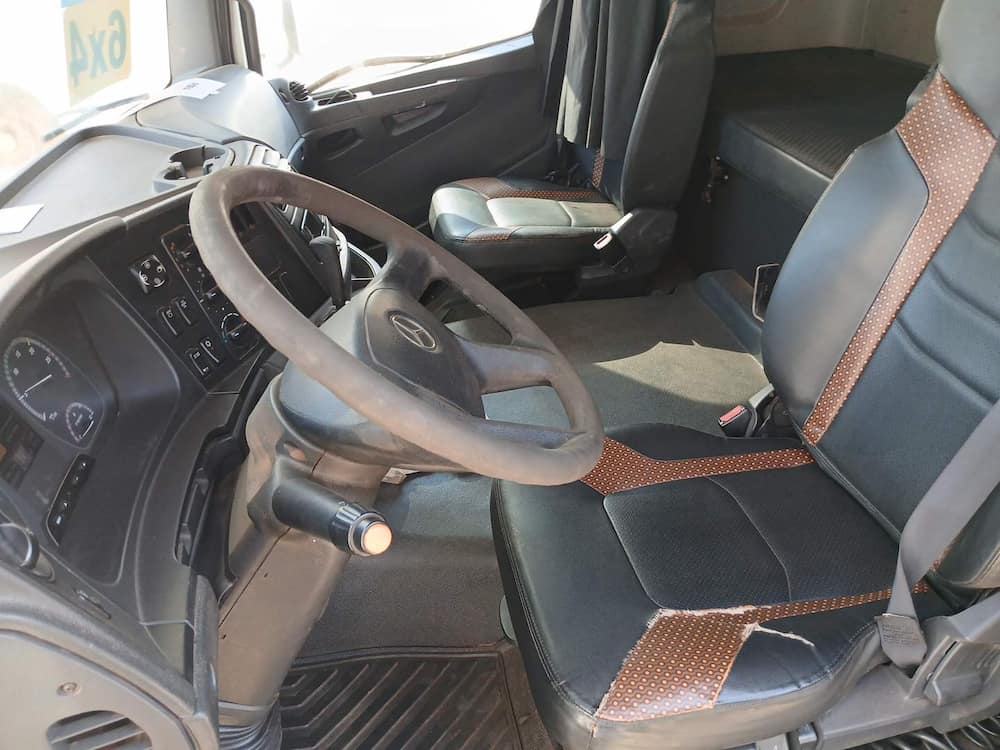 Mercedes-Benz Axor 3344 S (6X4)