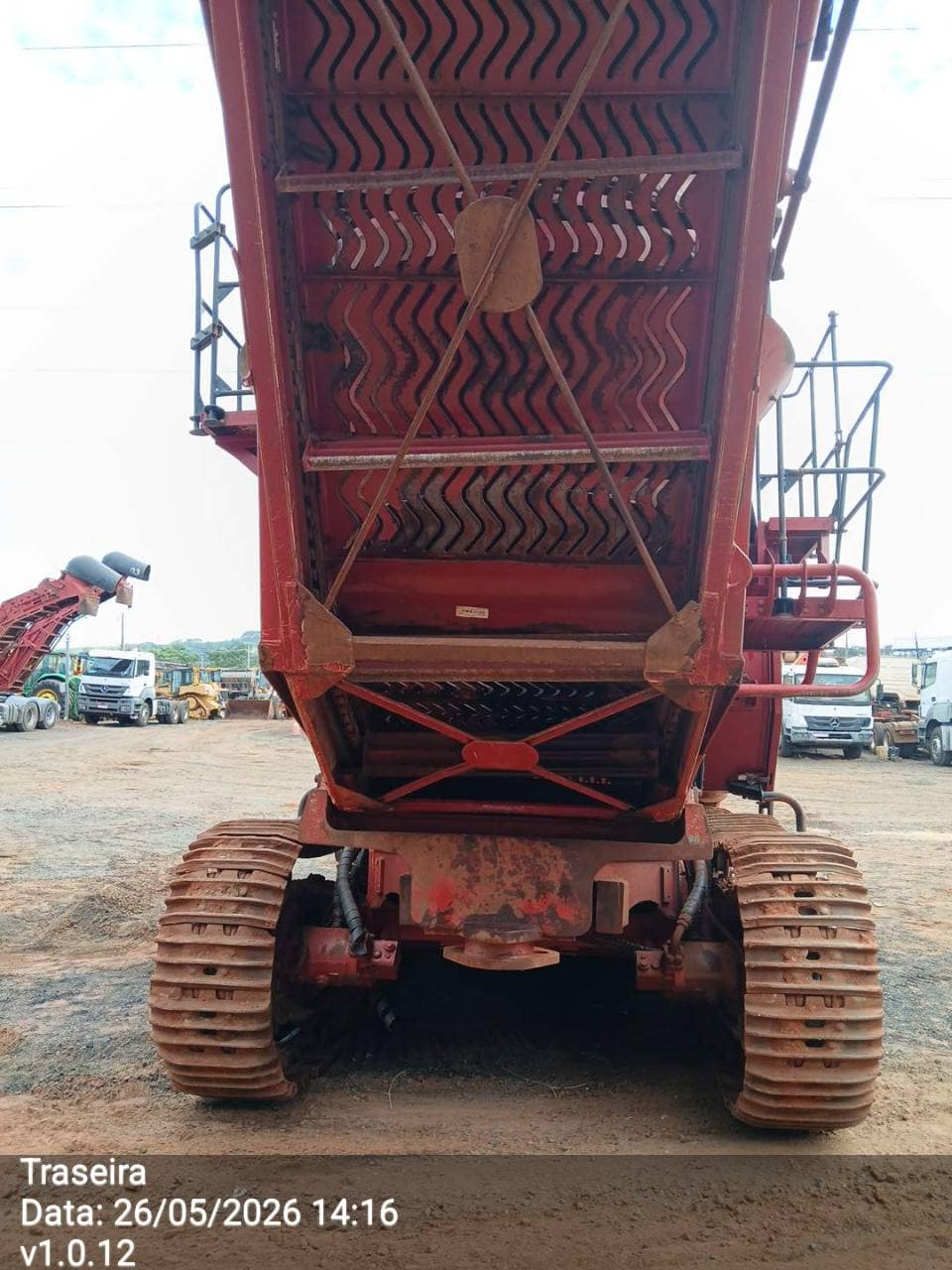 CASE 8810