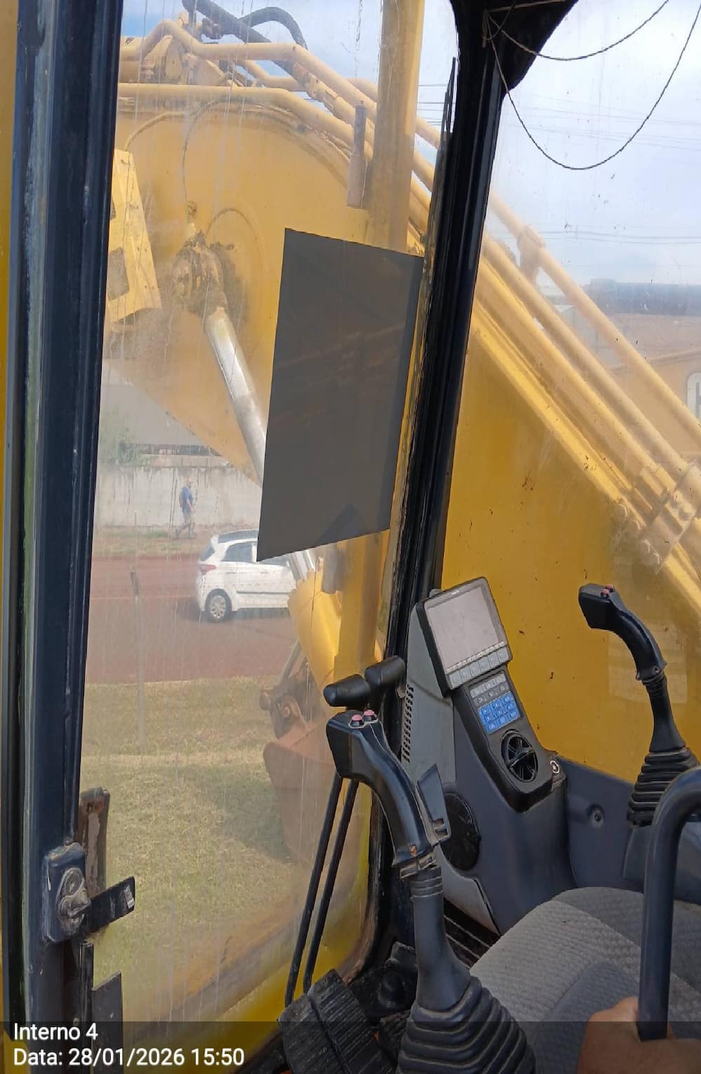 KOMATSU PC 200 LC