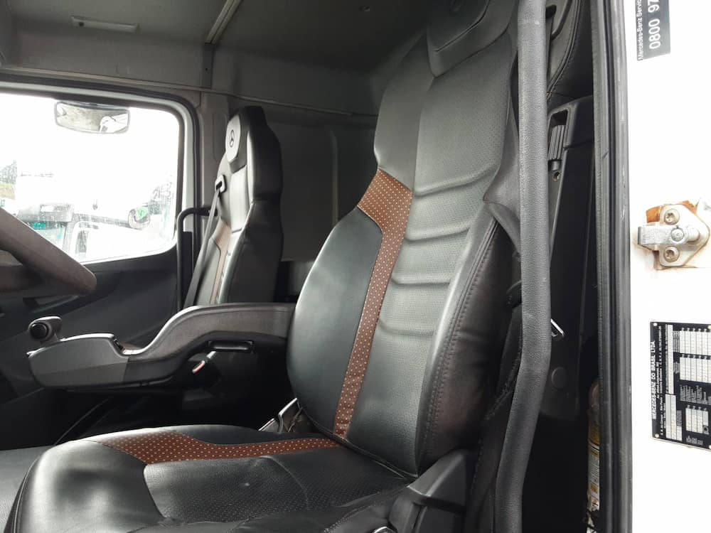 Mercedes-Benz Axor 3344 S (6X4)
