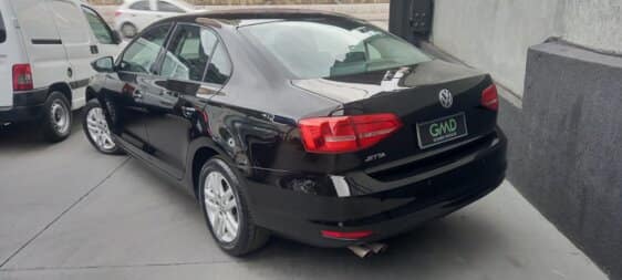 Volkswagen Jetta 2.0 Comfortline Tiptronic (Flex)