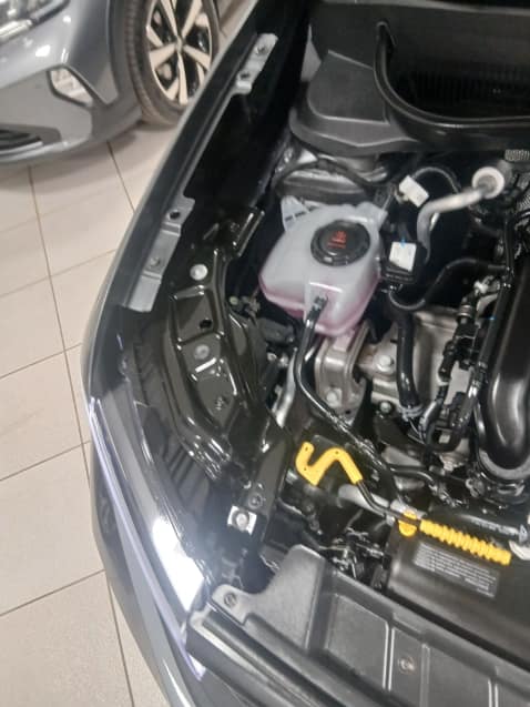 Volkswagen T-CROSS 1.0 200 TSI TOTAL FLEX AUTOMÁTICO 2025/2026