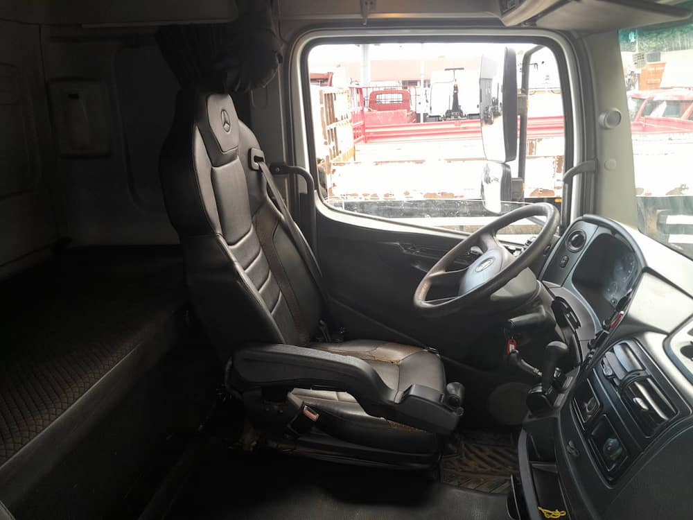 Mercedes-Benz Axor 3344 S (6X4)