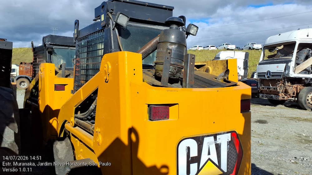 CATERPILLAR MINI CARREGADEIRA