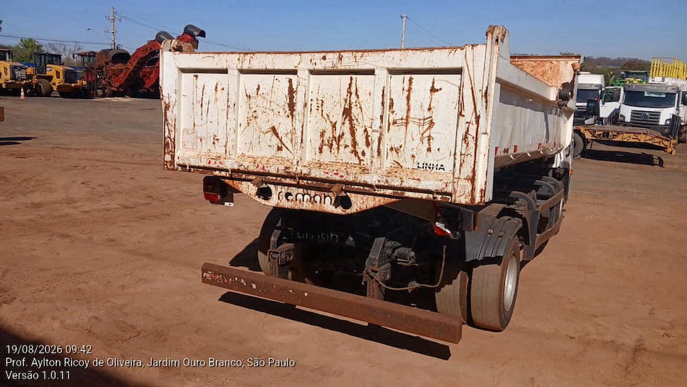 VOLKSWAGEN 11-180 DELIVERY 2P DIESEL E5