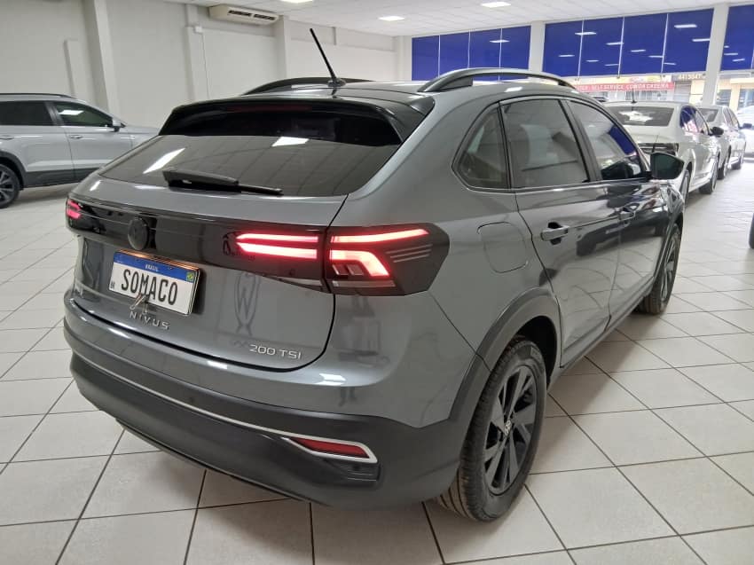 Volkswagen NIVUS 1.0 200 TSI TOTAL FLEX COMFORTLINE AUTOMÁTICO 2022/2023