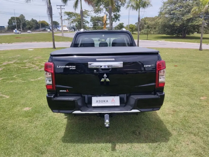Mitsubishi L200 TRITON 2.4 TURBO DIESEL 4X4 AT SPORT HPE-S 2023/2024