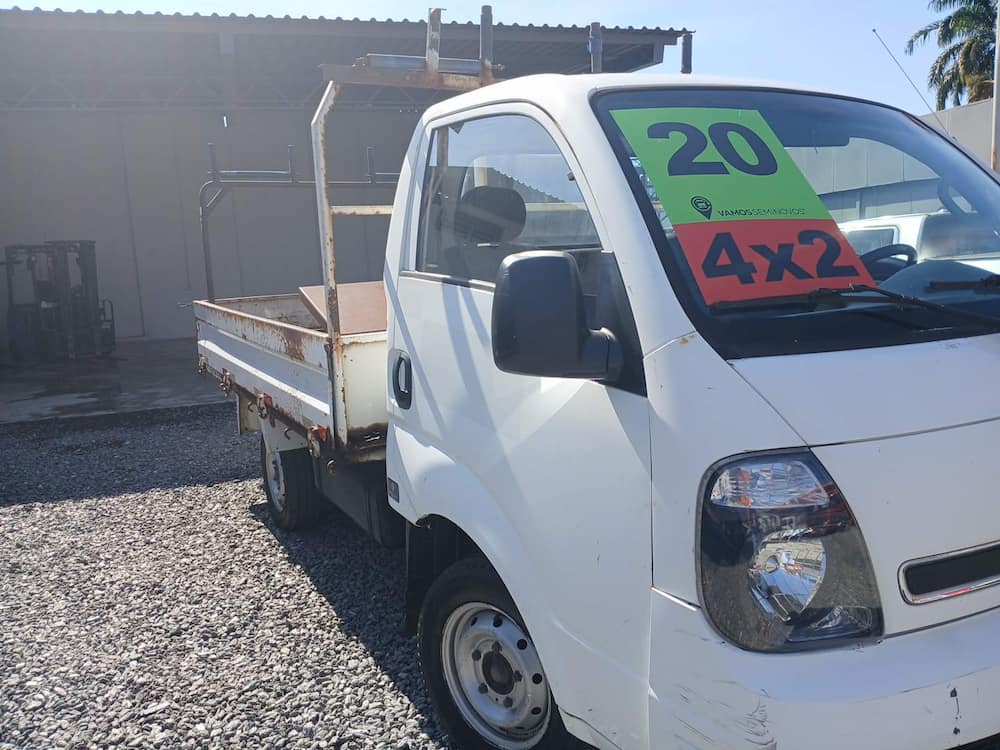 Kia Bongo K-2500 STD 4x2 RS (cab. simples)