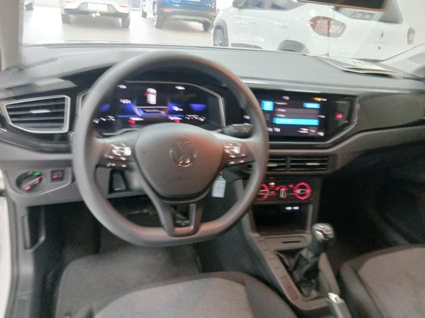 Volkswagen VIRTUS 1.0 170 TSI MANUAL