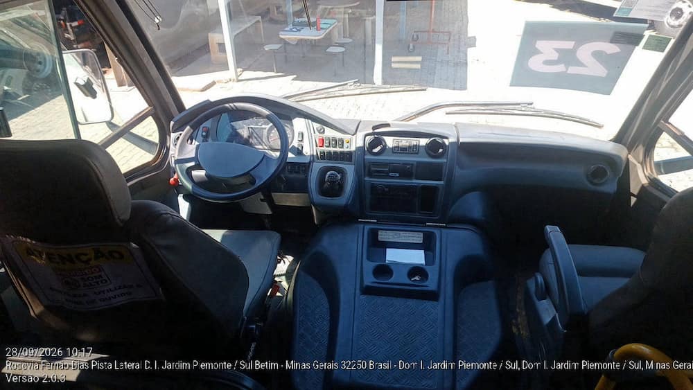 MARCOPOLO VOLARE V8L ON 4X4