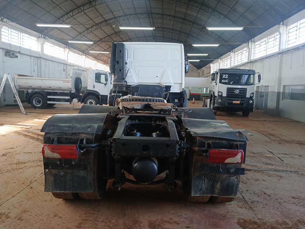 Volkswagen 33.460 Constellation 6x4 2p (diesel)(E5)
