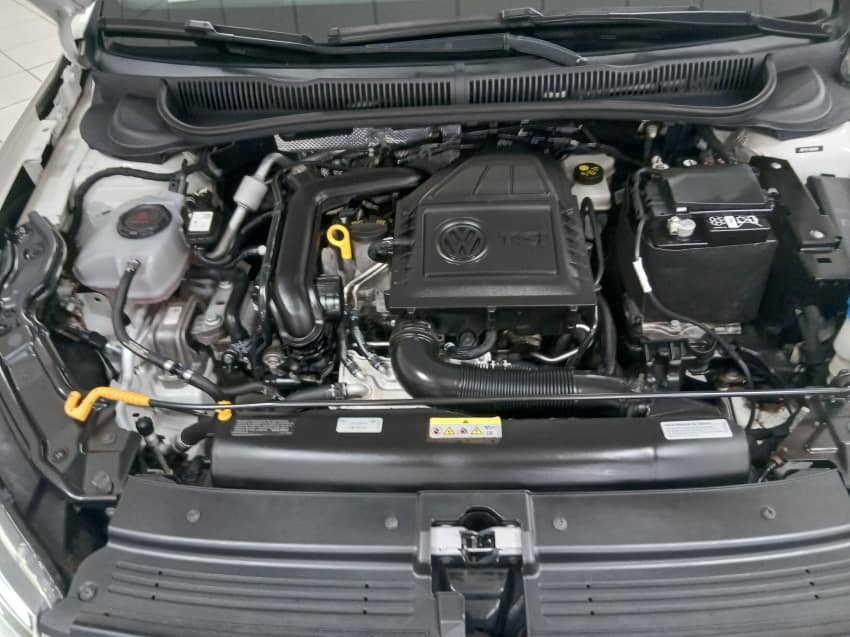 Volkswagen VIRTUS 1.0 170 TSI MANUAL
