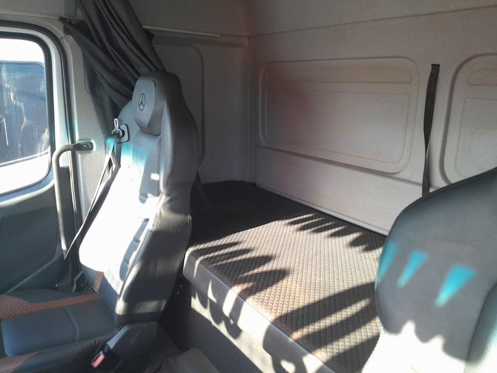 Mercedes-Benz Axor 3344 S (6X4)