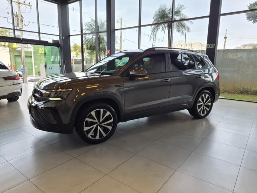 Volkswagen TAOS 1.4 250 TSI TOTAL FLEX COMFORTLINE AUTOMÁTICO 2024/2024