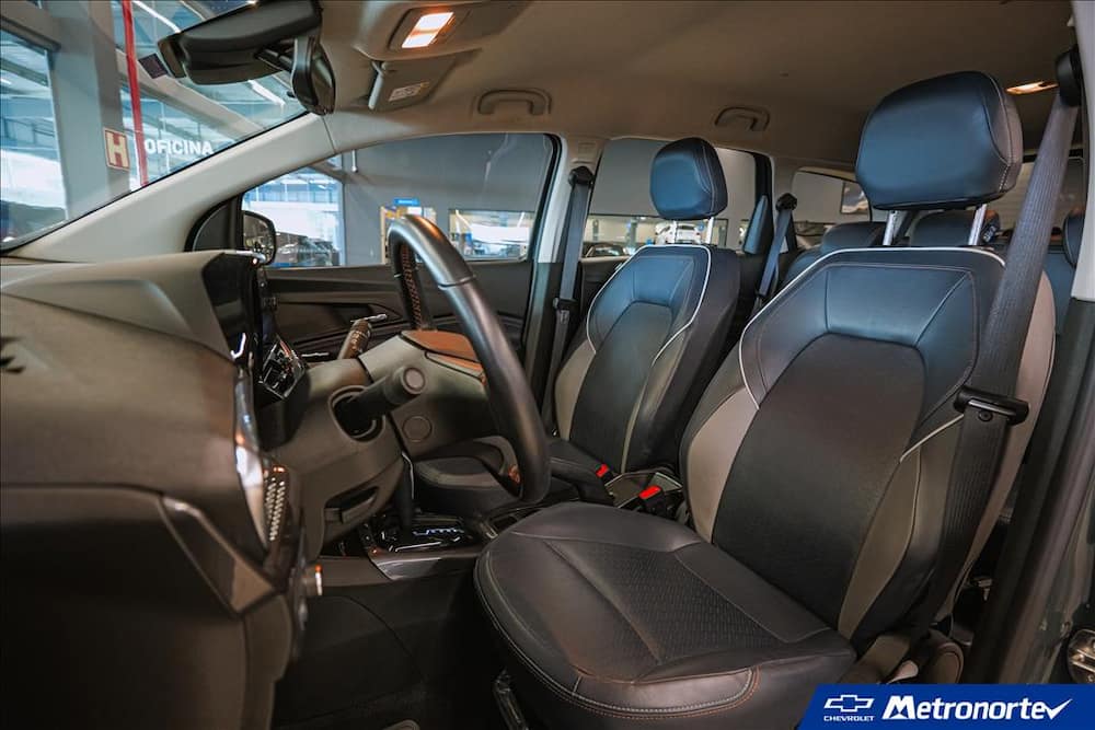 2025 CHEVROLET SPIN 1.8 PREMIER 8V FLEX 4P AUTOMÁTICO