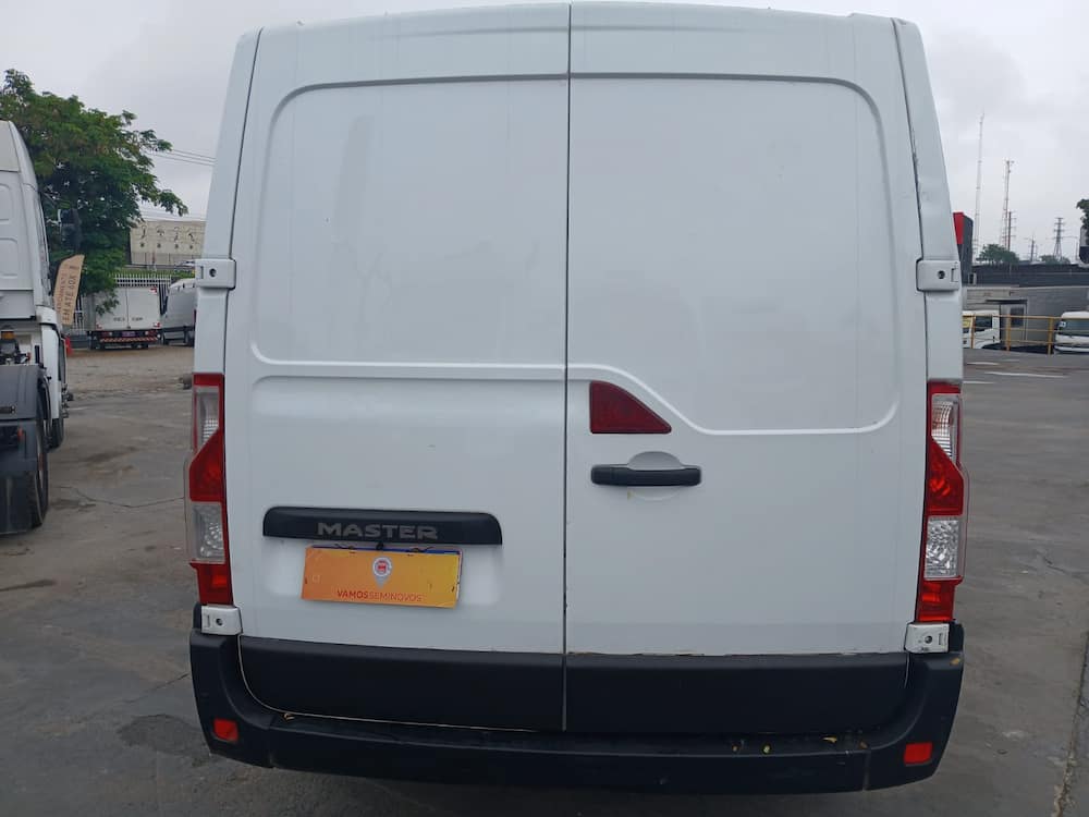RENAULT MASTER FUR L1H1