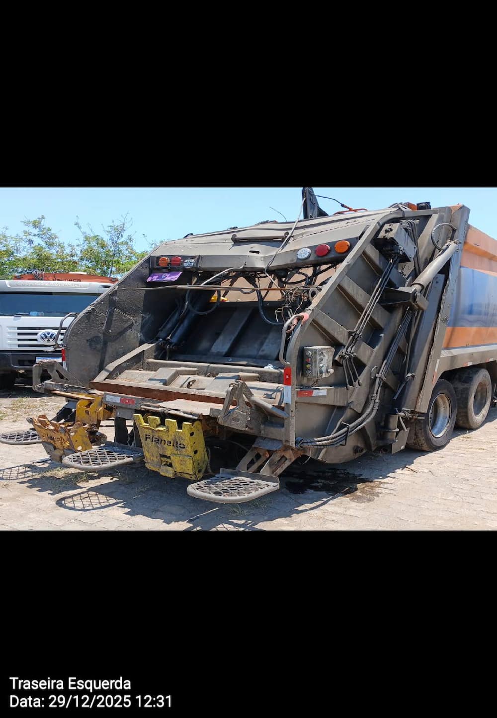 Volkswagen 24-260 E Constel. 6x2 2p (diesel)(E5)