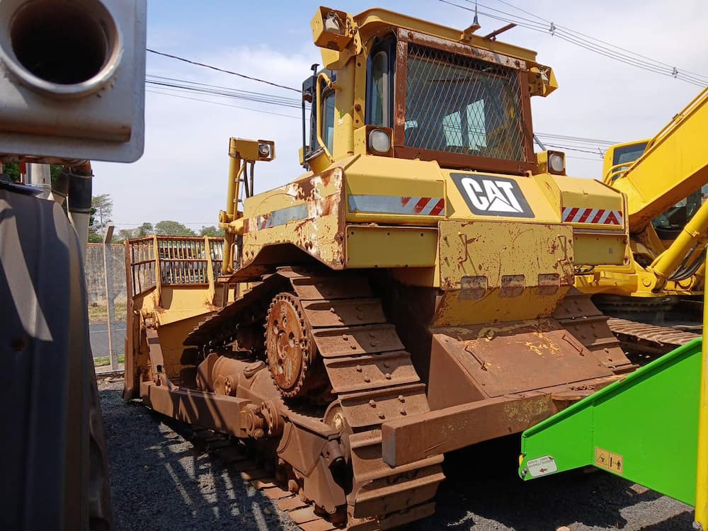 CATERPILLAR D6T