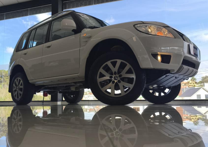 Mitsubishi PAJERO TR4 2.0 4X4 AUT 2013