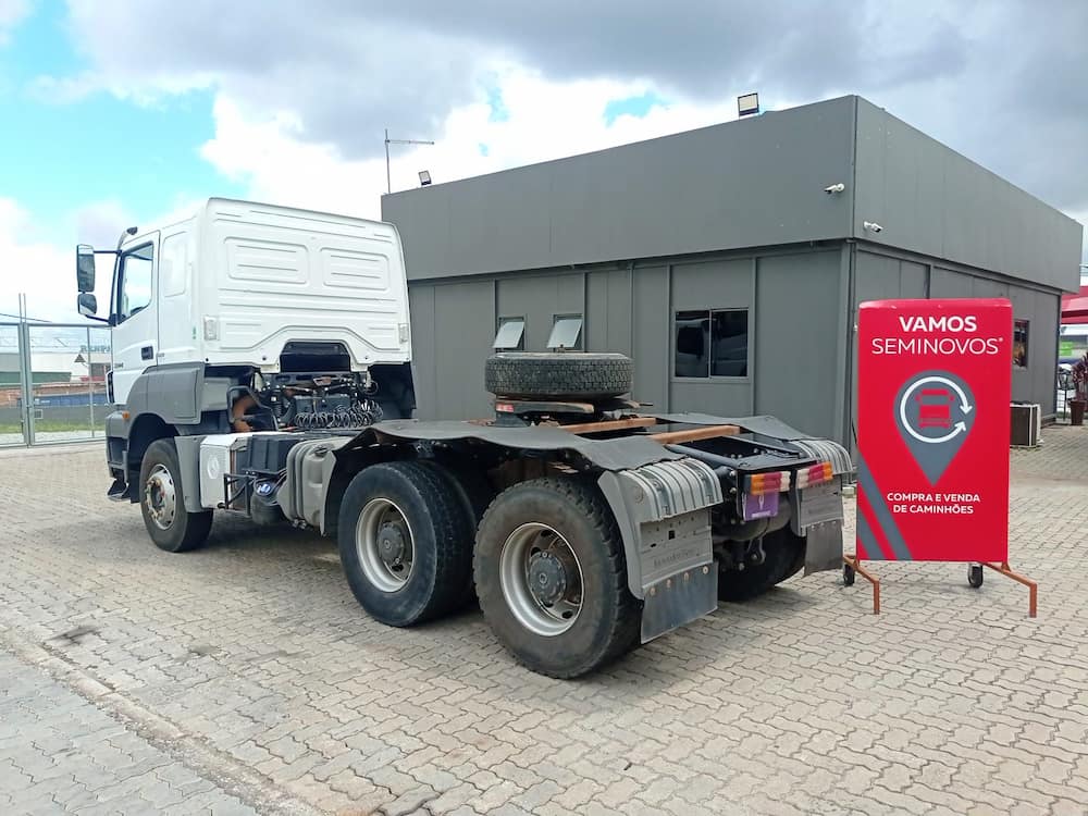 Mercedes-Benz Axor 3344 S (6X4)