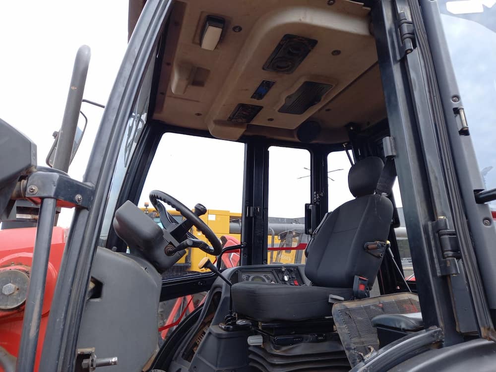 MANITOU RETROESCAVADEIRA