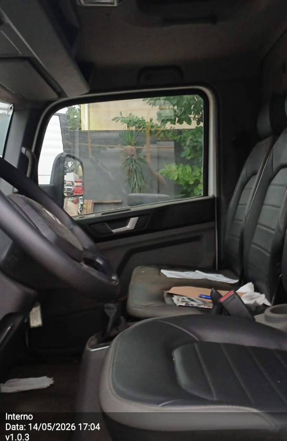 VOLKSWAGEN 9-170 DELIVERY 2P DIESEL E5