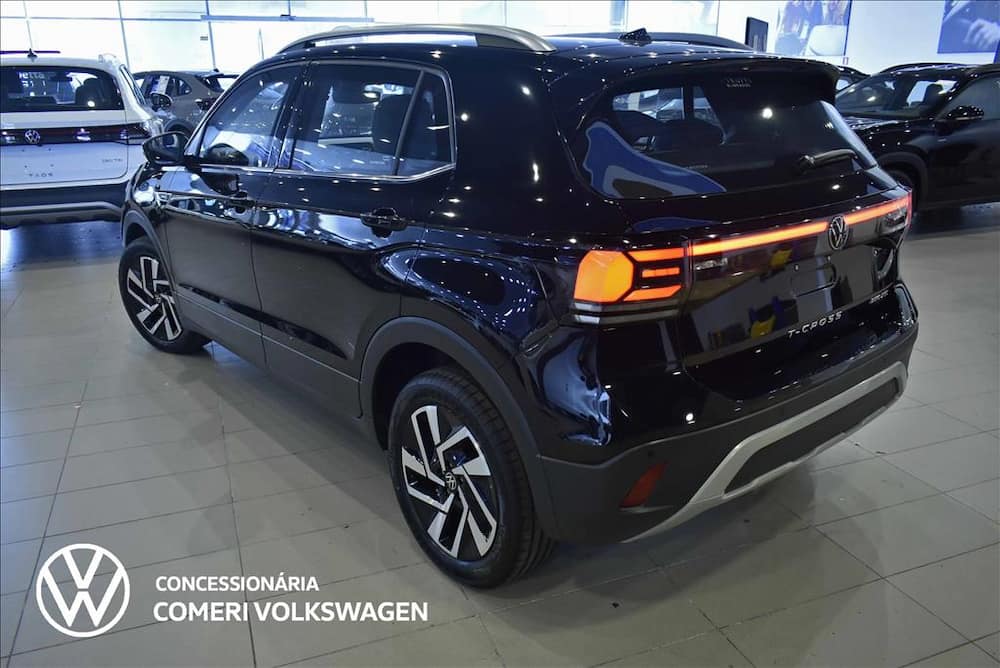 2027 VOLKSWAGEN T-CROSS 1.4 250 TSI TOTAL FLEX HIGHLINE AUTOMÁTICO