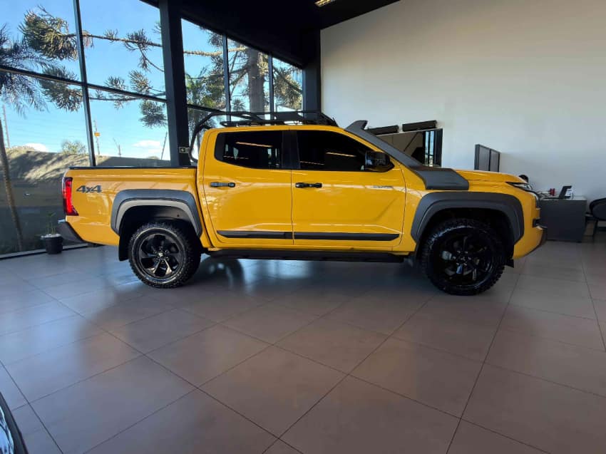 MITSUBISHI TRITON SAVANA 2.4 D 4X4 AT