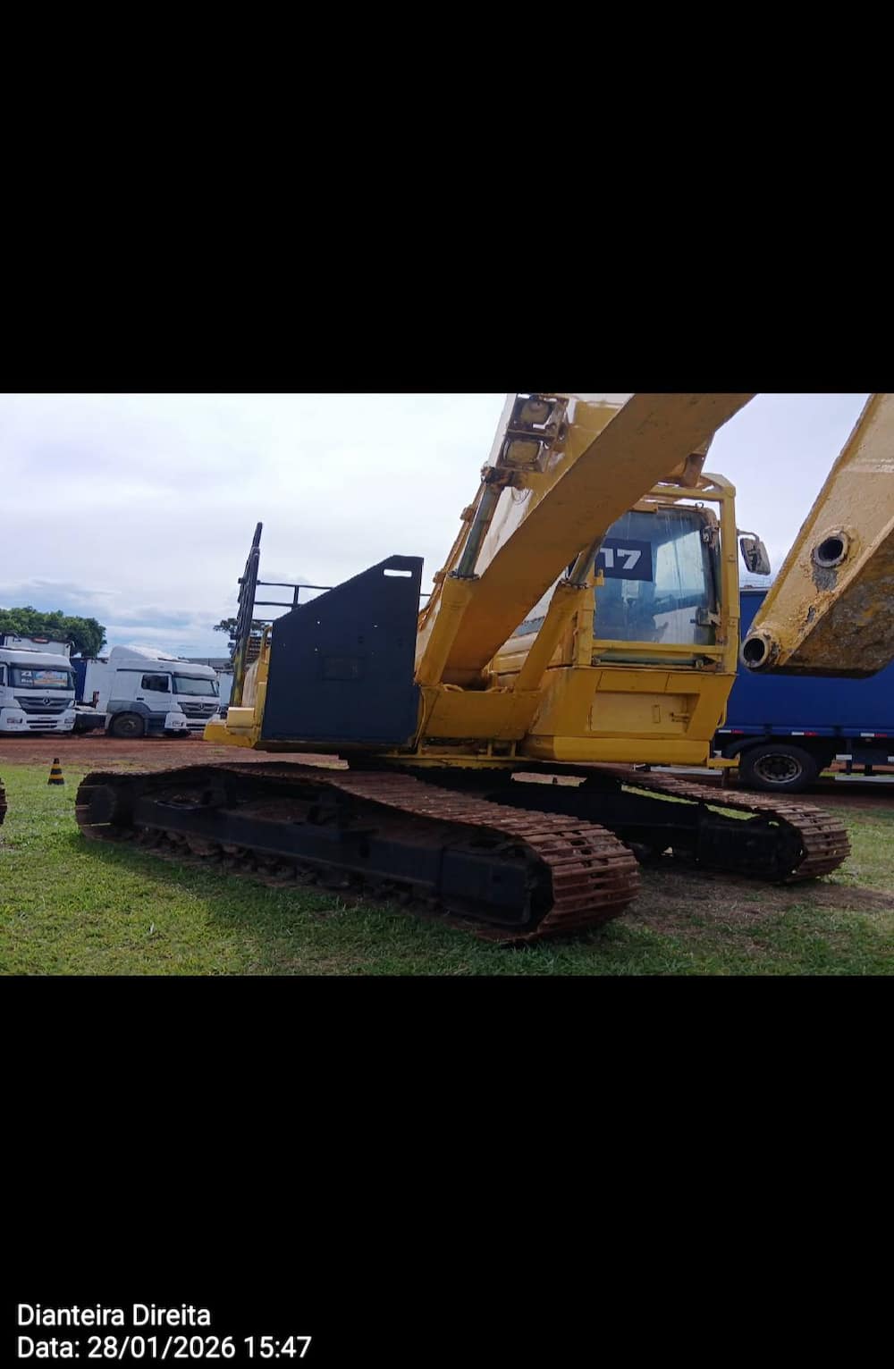 KOMATSU PC 200 LC
