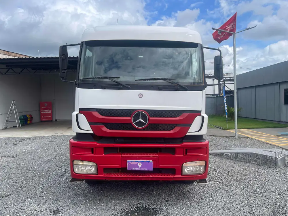 Mercedes-Benz Axor 3344 S (6X4)