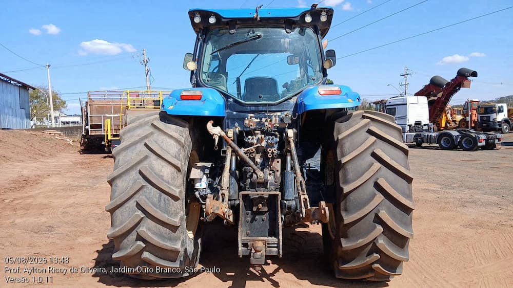 NEW HOLLAND T7 240