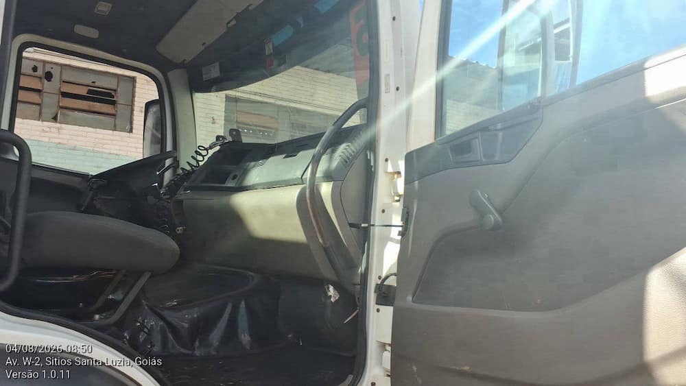 VOLKSWAGEN 26.280 CRM 6X4