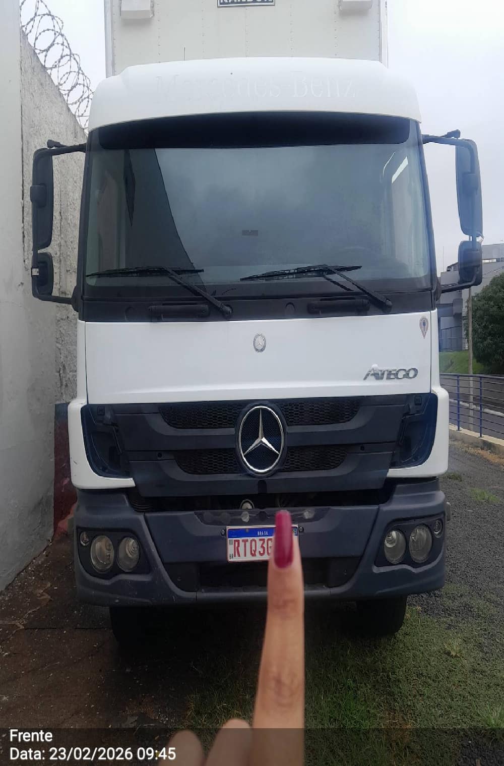 Mercedes-Benz Atego 2430 6x2 (E5)