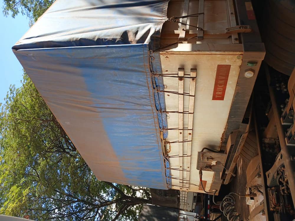 TRUCKVAN SR GRANELEIRO 4E 1+3