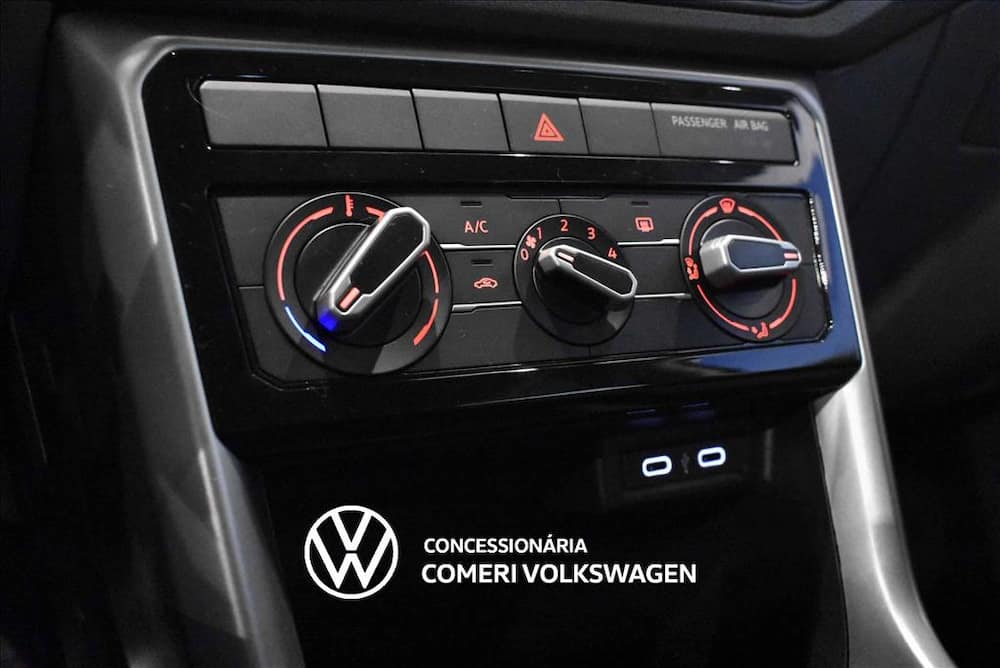 2026 VOLKSWAGEN T-CROSS 1.0 200 TSI TOTAL FLEX AUTOMÁTICO