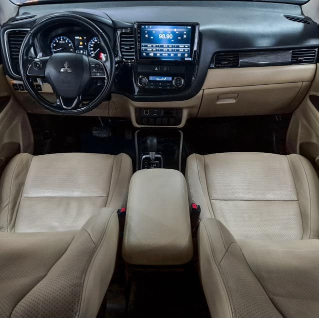 Mitsubishi OUTLANDER 3.0 GT 4X4 V6 24V GASOLINA 4P AUTOMÁTICO 2017/2018