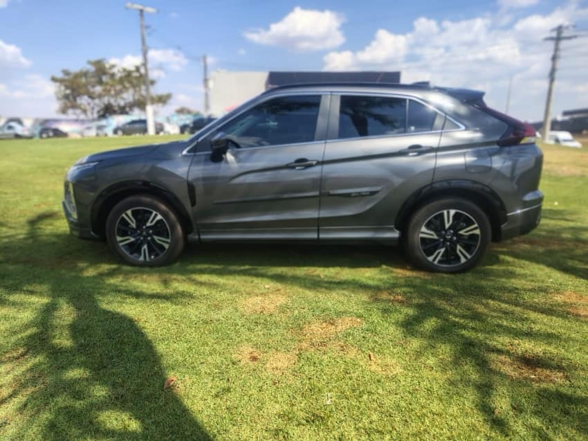Mitsubishi ECLIPSE CROSS 1.5 MIVEC TURBO GASOLINA HPE-S S-AWC CVT 2023/2024
