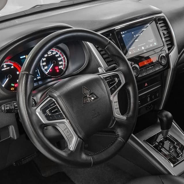 Mitsubishi L200 TRITON 2.4 16V TURBO DIESEL SPORT HPE-S CD 4P 4X4 AUTOMÁTICO 2024/2025