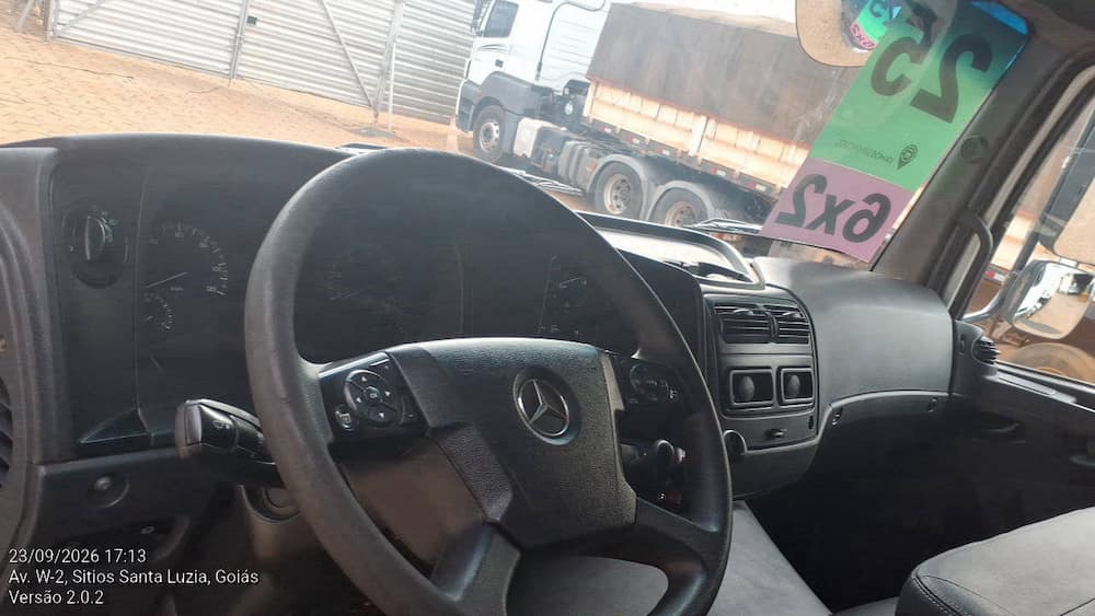 MERCEDES-BENZ ATEGO 2433 CEL