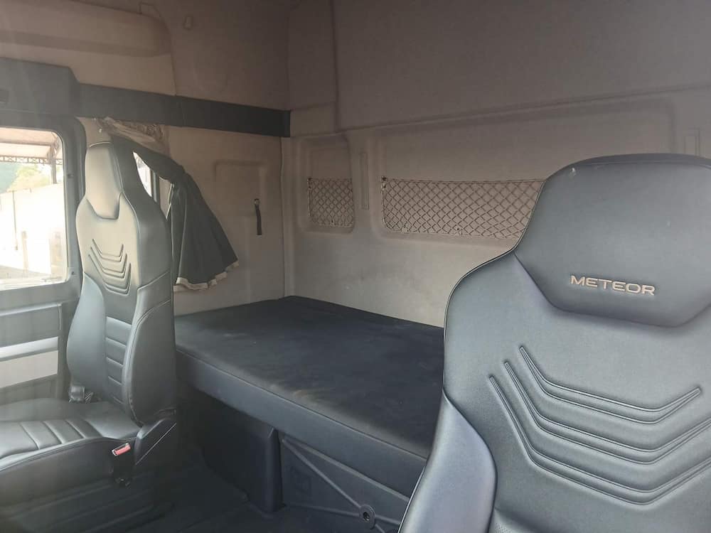 Volkswagen Meteor 29.520 6x4 2p (diesel)(E5)