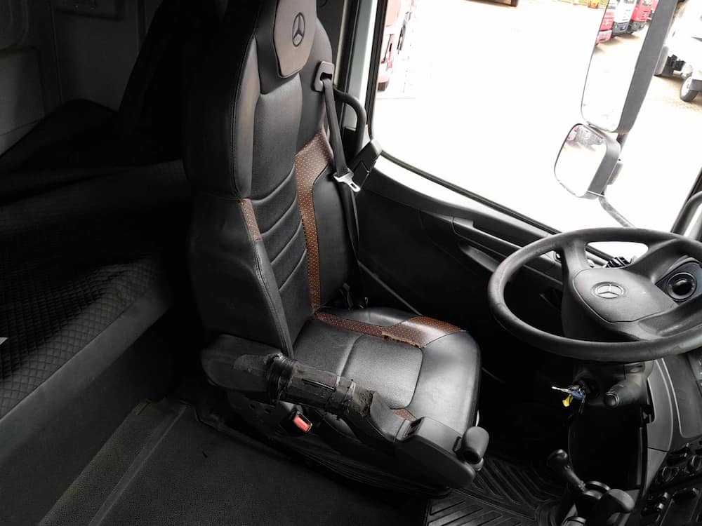 Mercedes-Benz Axor 3344 S (6X4)