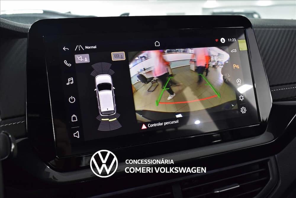 2027 VOLKSWAGEN T-CROSS 1.0 200 TSI TOTAL FLEX COMFORTLINE AUTOMÁTICO