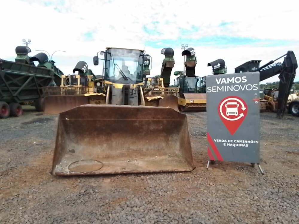 KOMATSU WA200