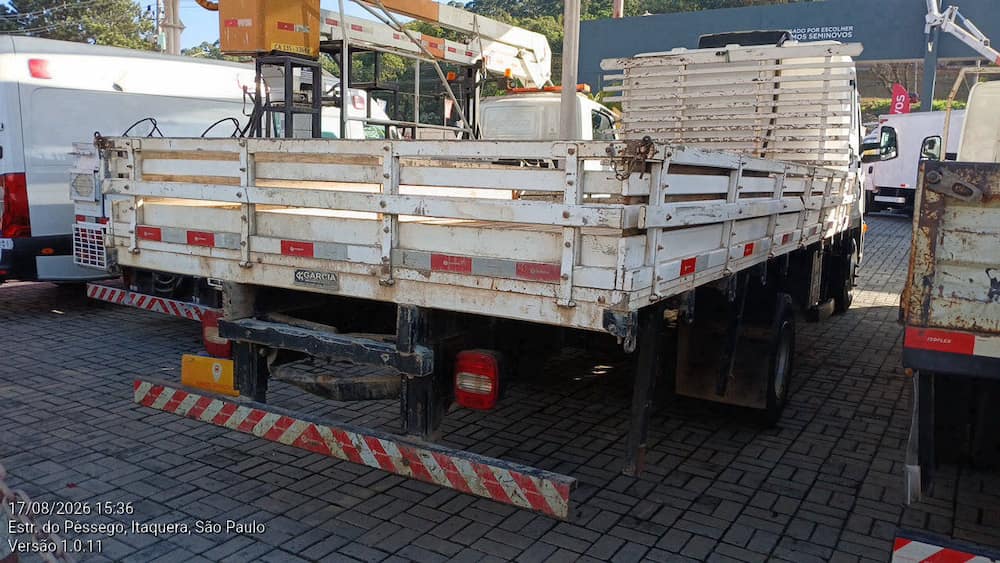 VOLKSWAGEN 11-180 DELIVERY 2P DIESEL E5